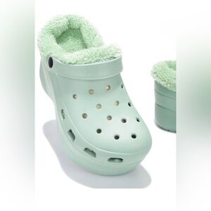 Crocs Cape Robbin platforms crocs-like not crocs shoes women’s 9‎